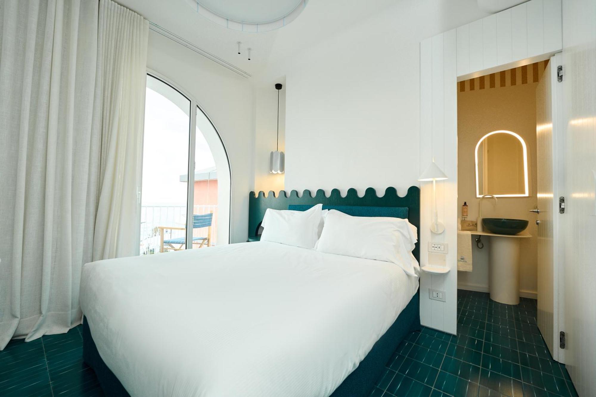 Calea Boutique Hotel Bacoli Bagian luar foto