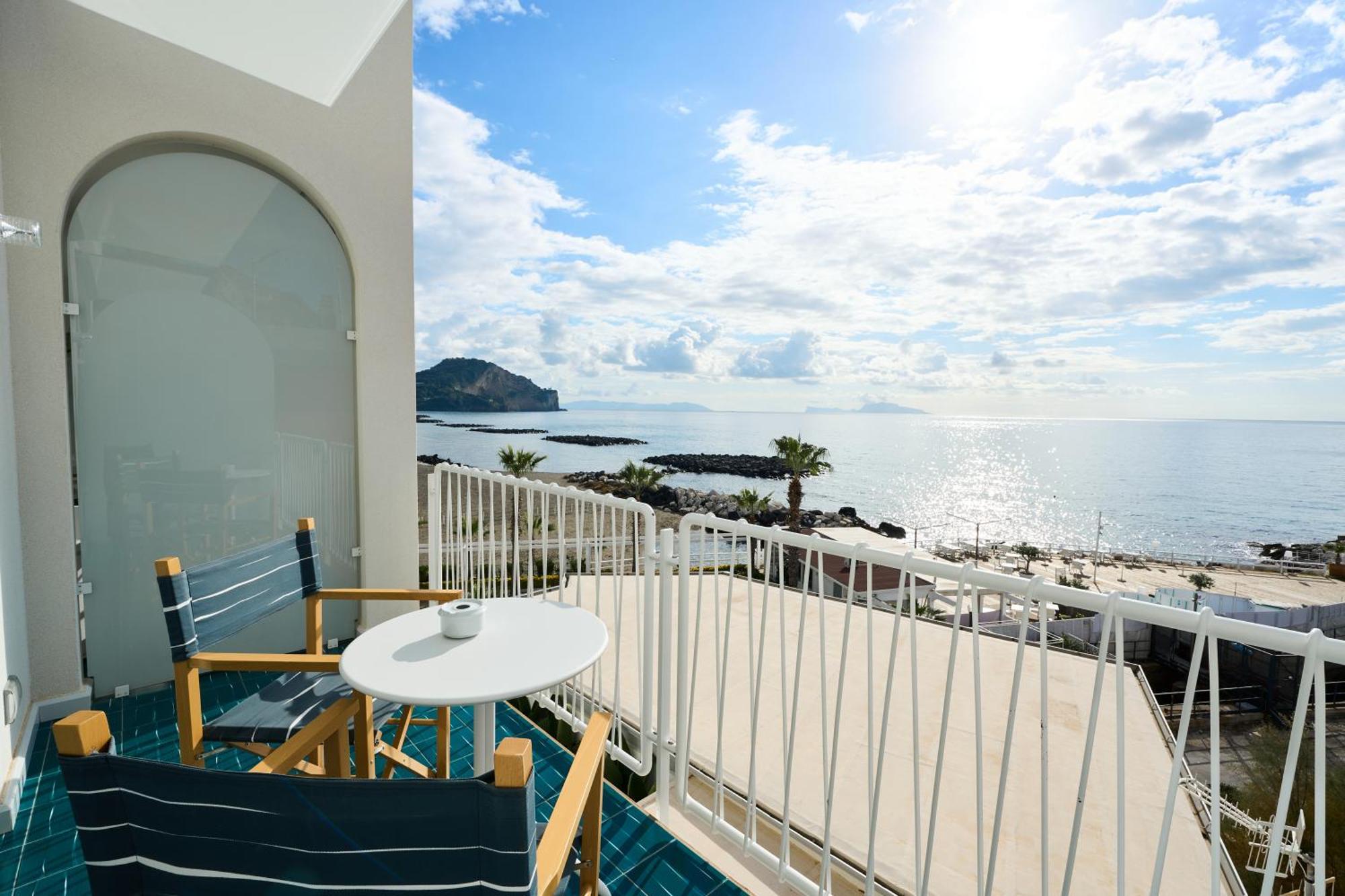 Calea Boutique Hotel Bacoli Bagian luar foto
